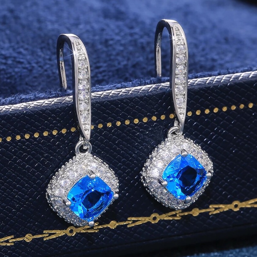 Crystal Dangle Drop Earrings - Picture 10 of 11